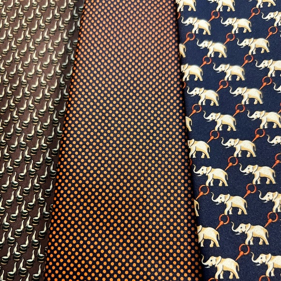 Rene Chagal Dress Tie, Classy Tiny Dots Statement - Picture 6 of 10